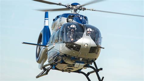 hubschrauber karlsruhe|Polizei in Karlsruhe .